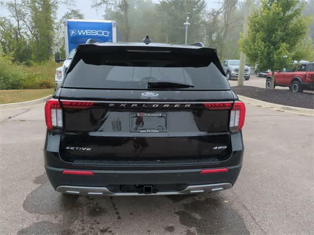 new 2025 Ford Explorer car, priced at $44,414