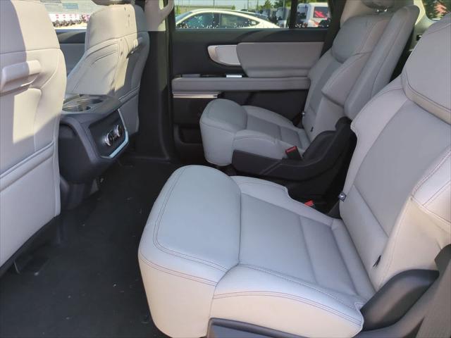 new 2025 Ford Expedition car, priced at $67,267