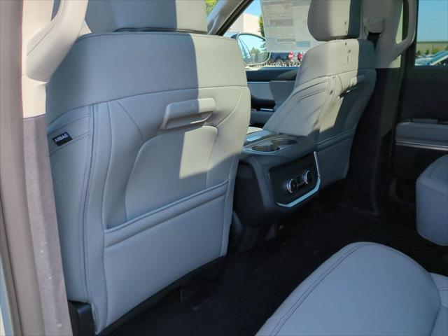new 2025 Ford Expedition car, priced at $67,267