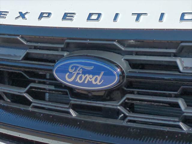 new 2025 Ford Expedition car, priced at $67,267
