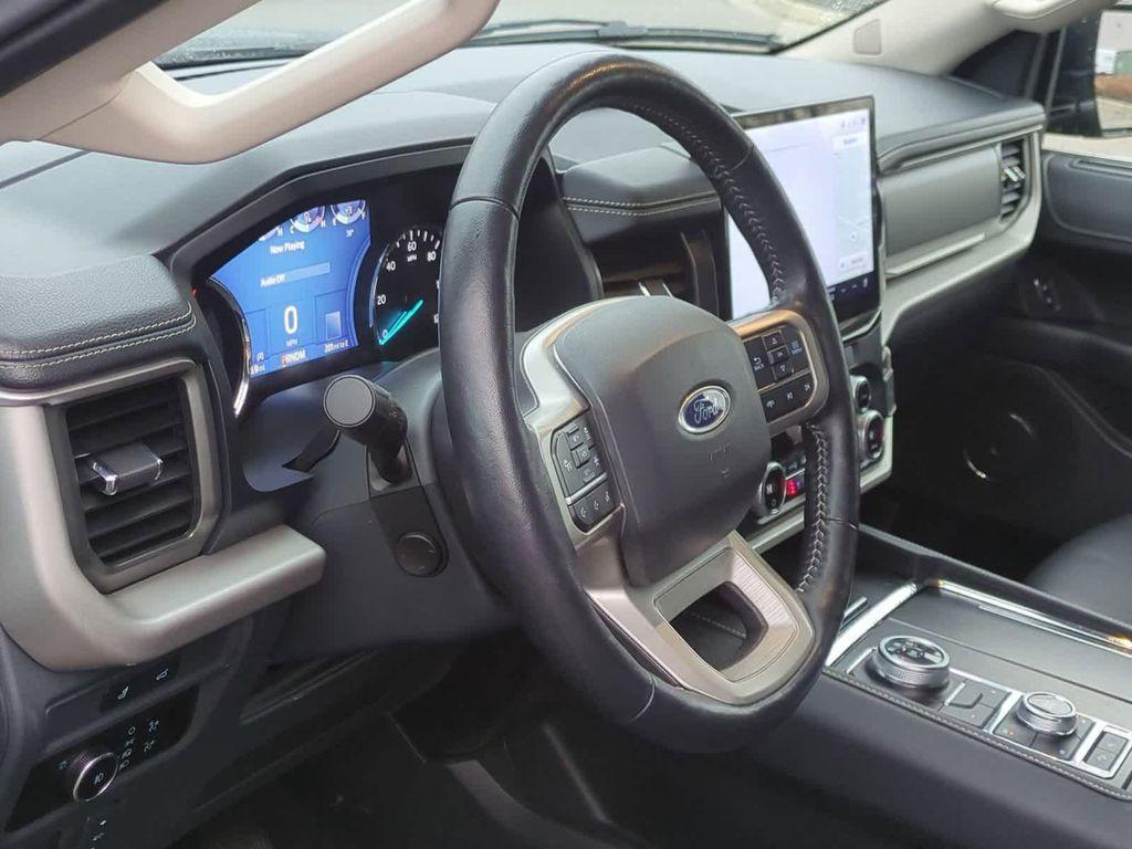 used 2023 Ford Expedition Max car