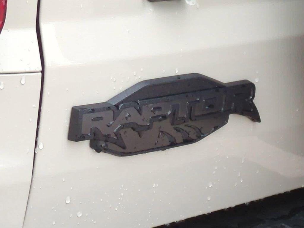 new 2025 Ford Bronco car