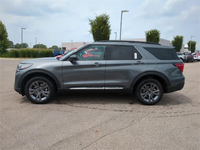 new 2025 Ford Explorer car