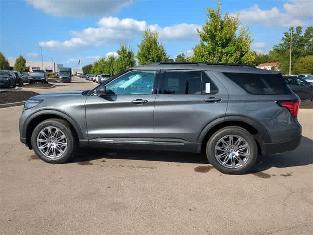 new 2025 Ford Explorer car, priced at $44,668