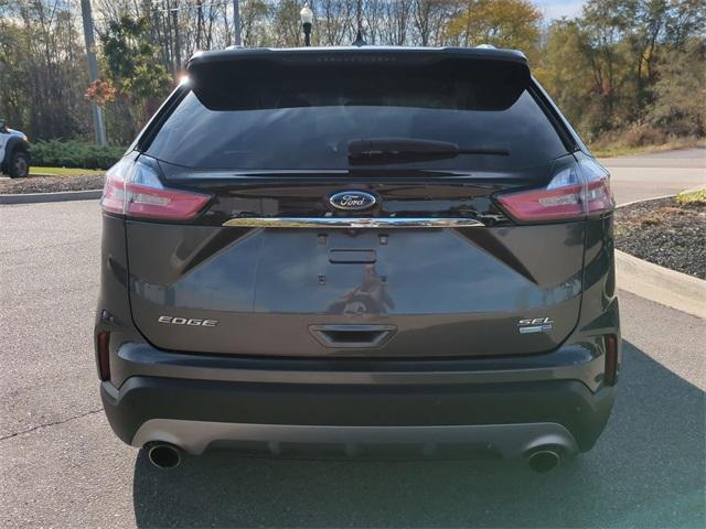 used 2019 Ford Edge car