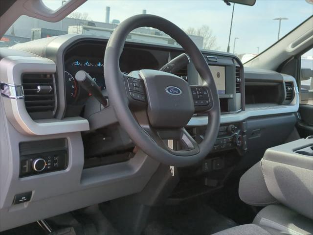 new 2025 Ford F-250 car, priced at $45,570