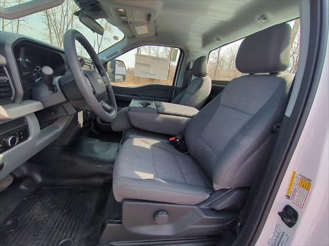 new 2025 Ford F-250 car, priced at $45,570