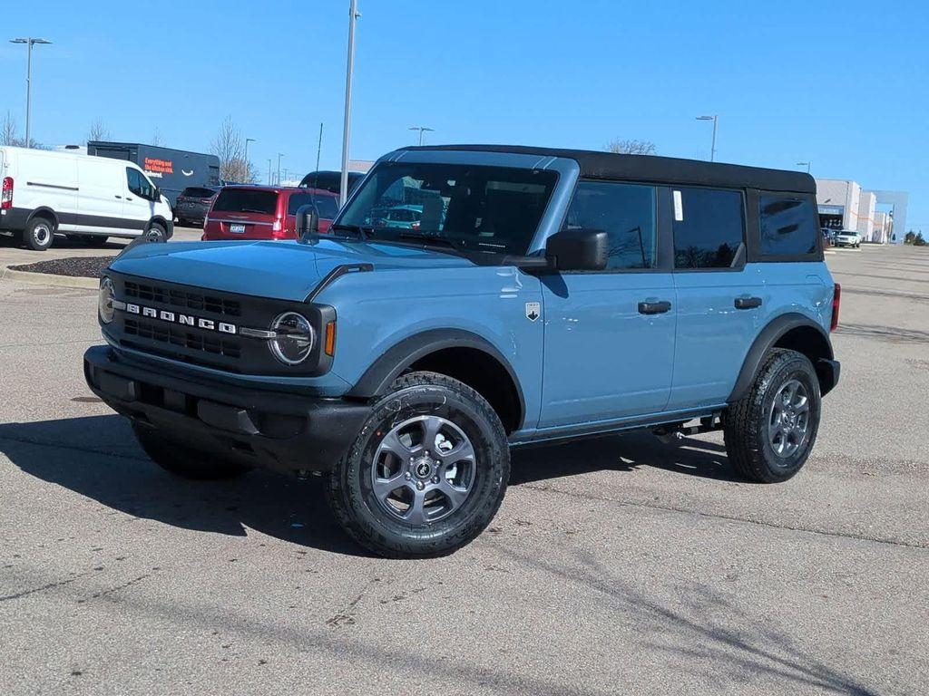 new 2025 Ford Bronco car, priced at $42,384