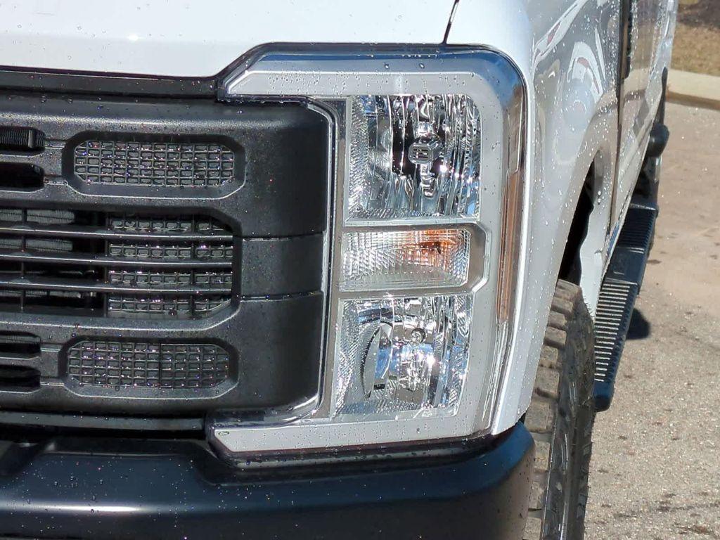 new 2025 Ford F-350 car, priced at $62,214