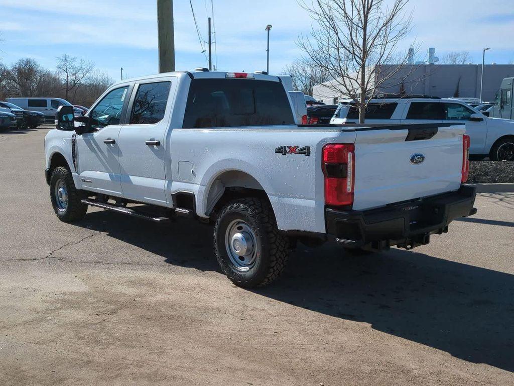 new 2025 Ford F-350 car, priced at $62,214