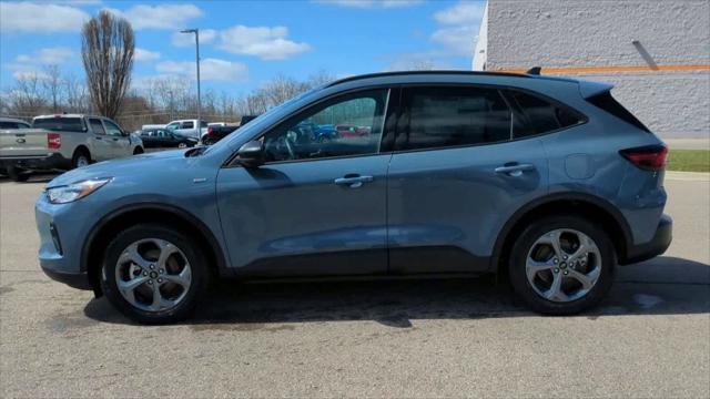 new 2025 Ford Escape car, priced at $33,778