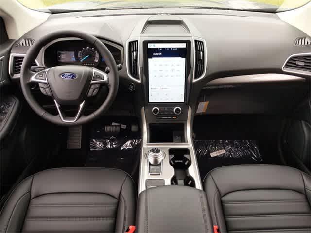 new 2024 Ford Edge car, priced at $39,906