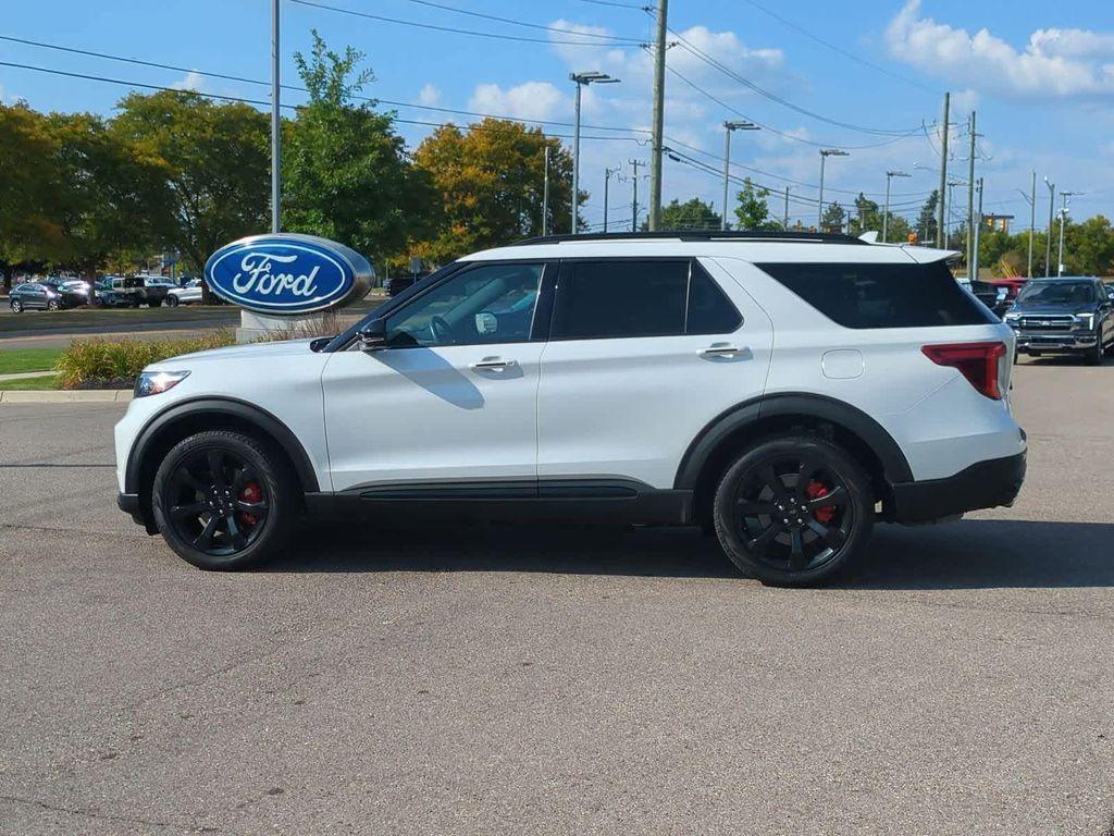 used 2022 Ford Explorer car, priced at $36,999