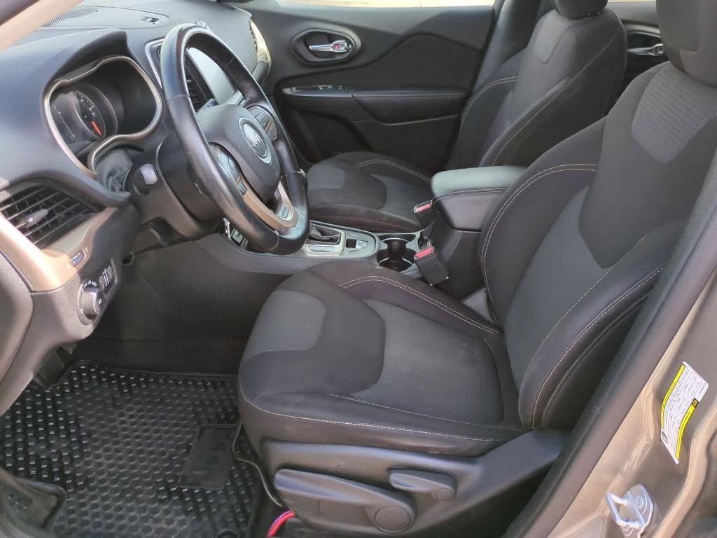 used 2017 Jeep Cherokee car, priced at $10,999