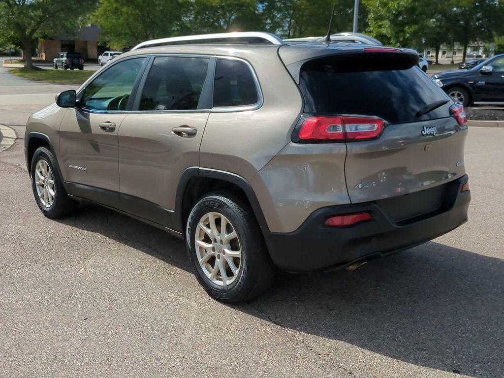 used 2017 Jeep Cherokee car, priced at $9,550