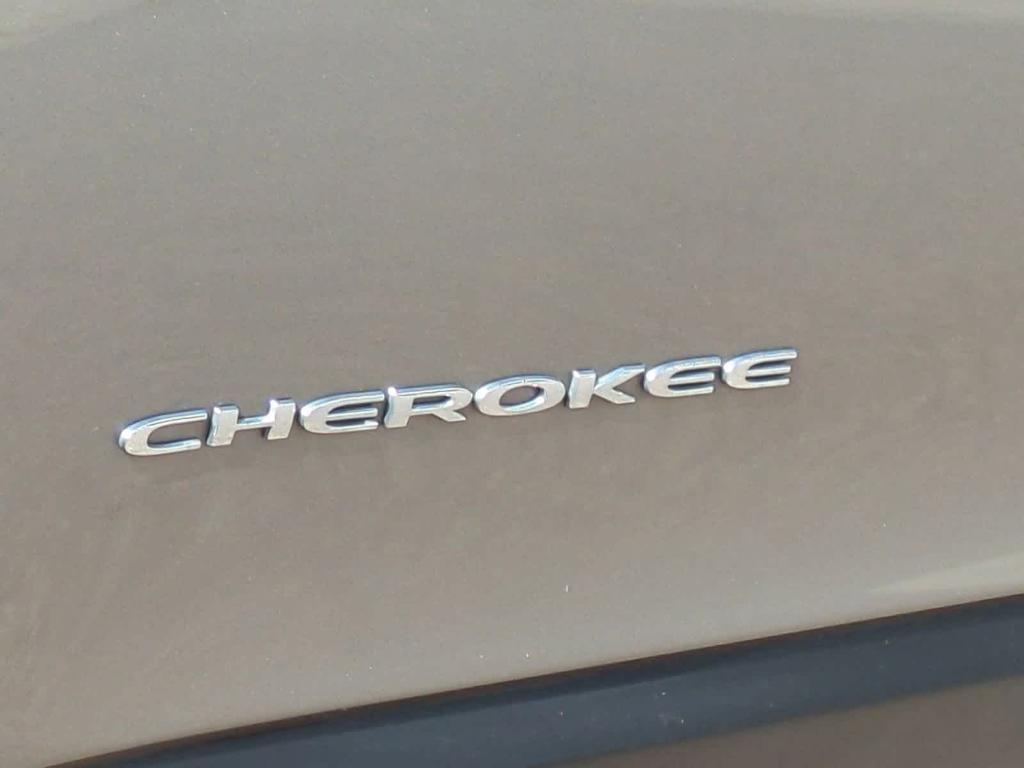 used 2017 Jeep Cherokee car, priced at $10,999