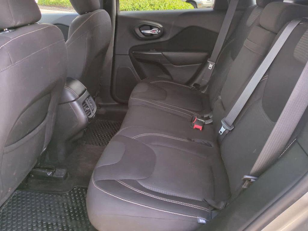 used 2017 Jeep Cherokee car, priced at $9,550