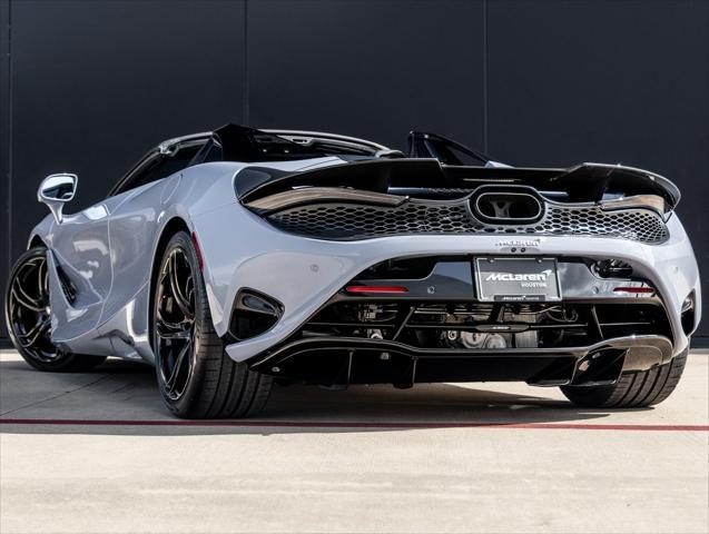 used 2025 McLaren 750S car, priced at $419,998