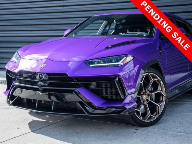 used 2023 Lamborghini Urus car, priced at $309,998