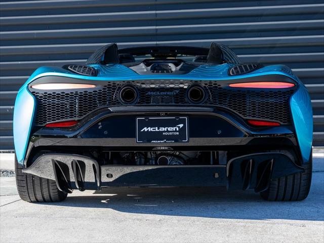 new 2025 McLaren Artura car, priced at $331,008