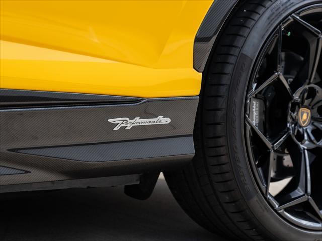 used 2023 Lamborghini Urus car, priced at $284,998