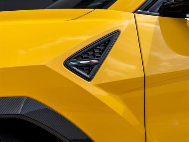 used 2023 Lamborghini Urus car, priced at $284,998