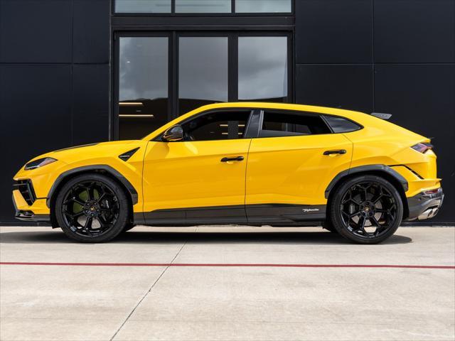used 2023 Lamborghini Urus car, priced at $284,998