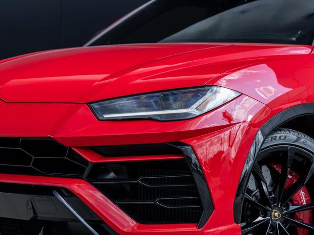 used 2022 Lamborghini Urus car, priced at $224,998