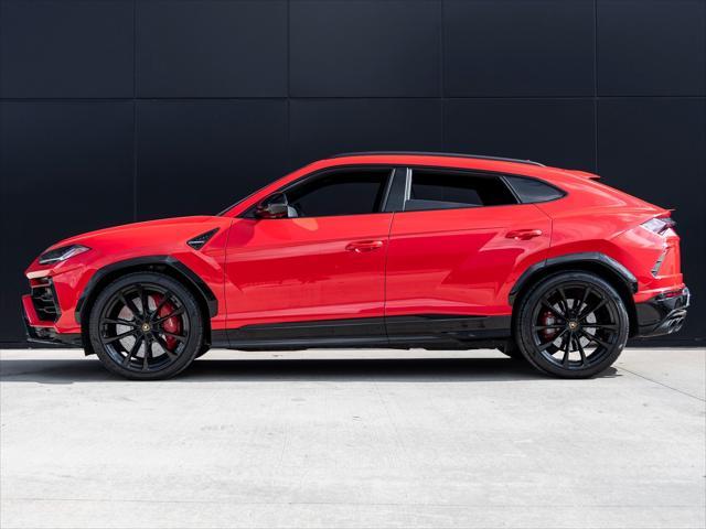 used 2022 Lamborghini Urus car, priced at $224,998