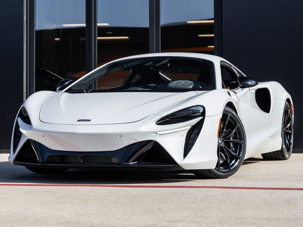 used 2024 McLaren Artura car, priced at $204,998