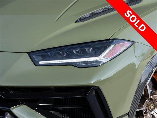 used 2023 Lamborghini Urus car, priced at $269,998