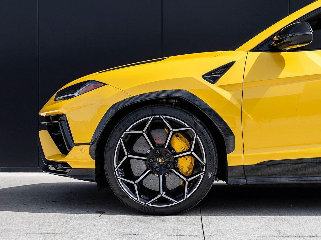 used 2024 Lamborghini Urus car, priced at $289,998