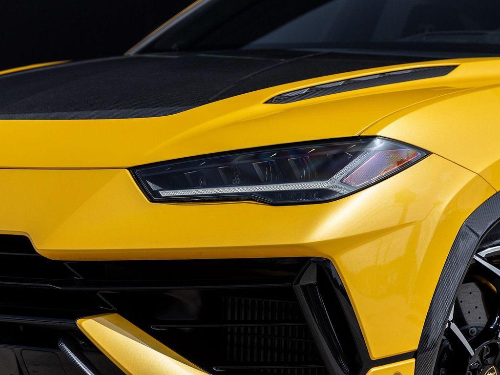 used 2024 Lamborghini Urus car, priced at $289,998