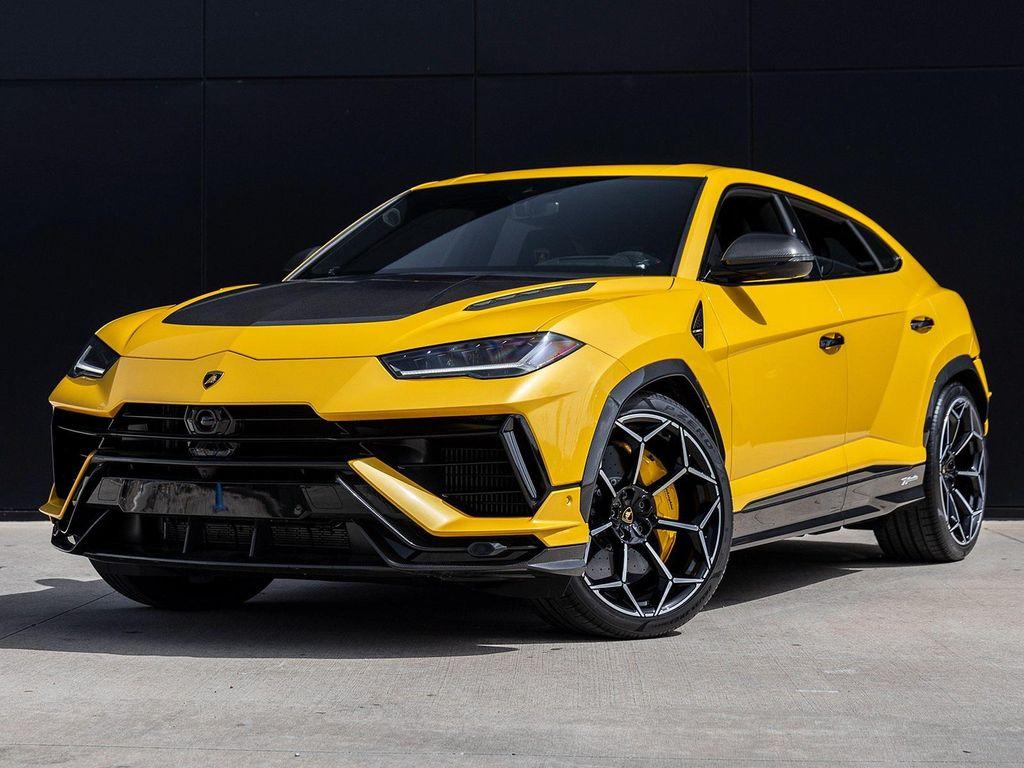 used 2024 Lamborghini Urus car, priced at $289,998