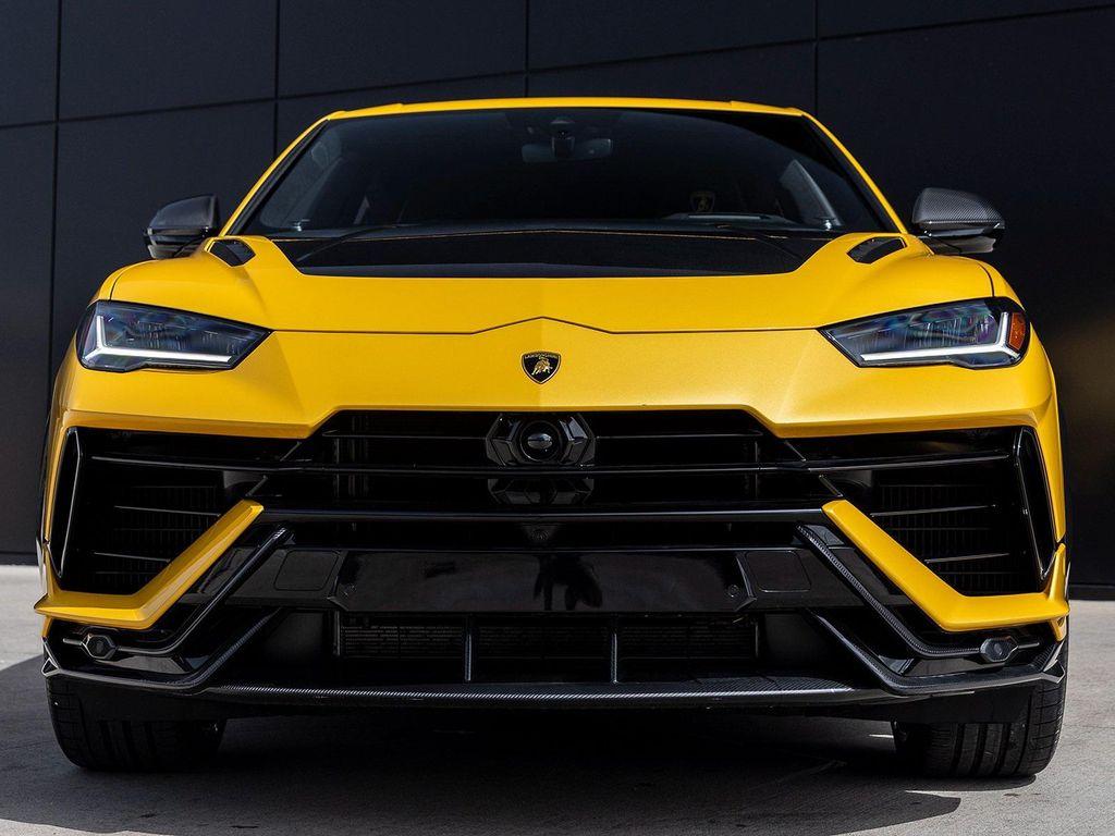 used 2024 Lamborghini Urus car, priced at $289,998