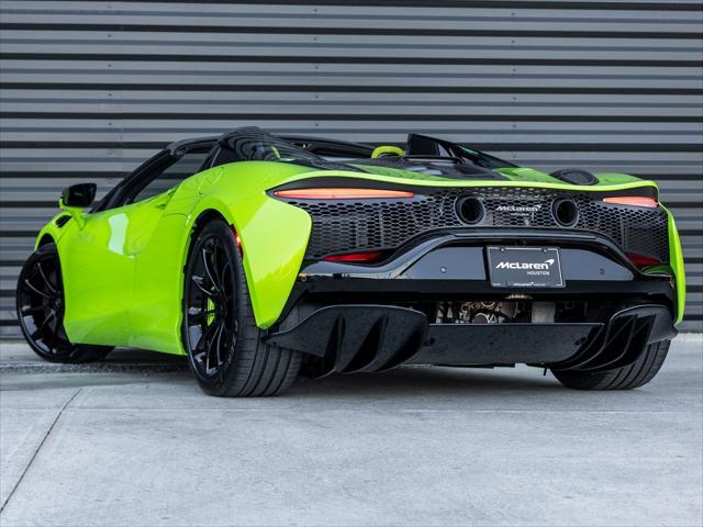 new 2025 McLaren Artura car, priced at $339,142