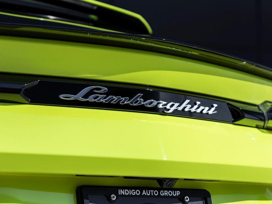 used 2022 Lamborghini Urus car, priced at $249,998