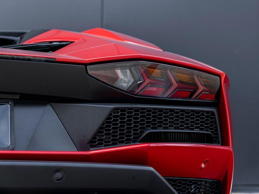 used 2019 Lamborghini Aventador S car, priced at $489,998
