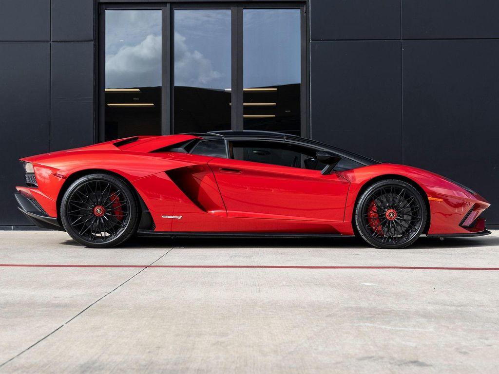 used 2019 Lamborghini Aventador S car, priced at $489,998