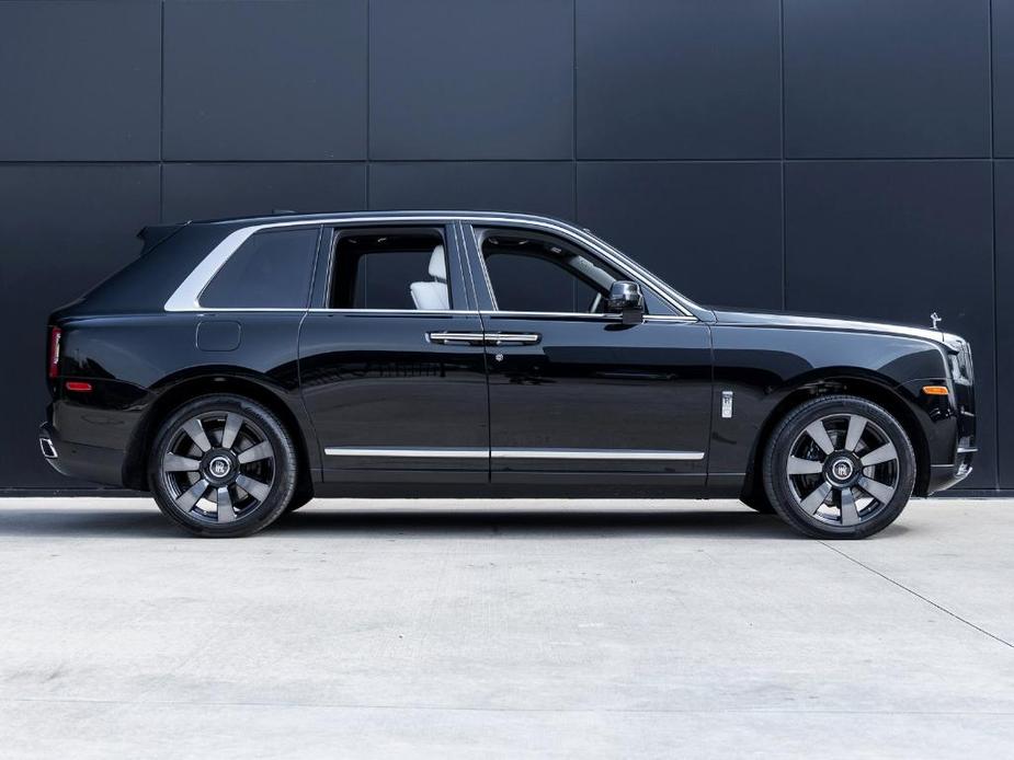 used 2023 Rolls-Royce Cullinan car, priced at $384,998