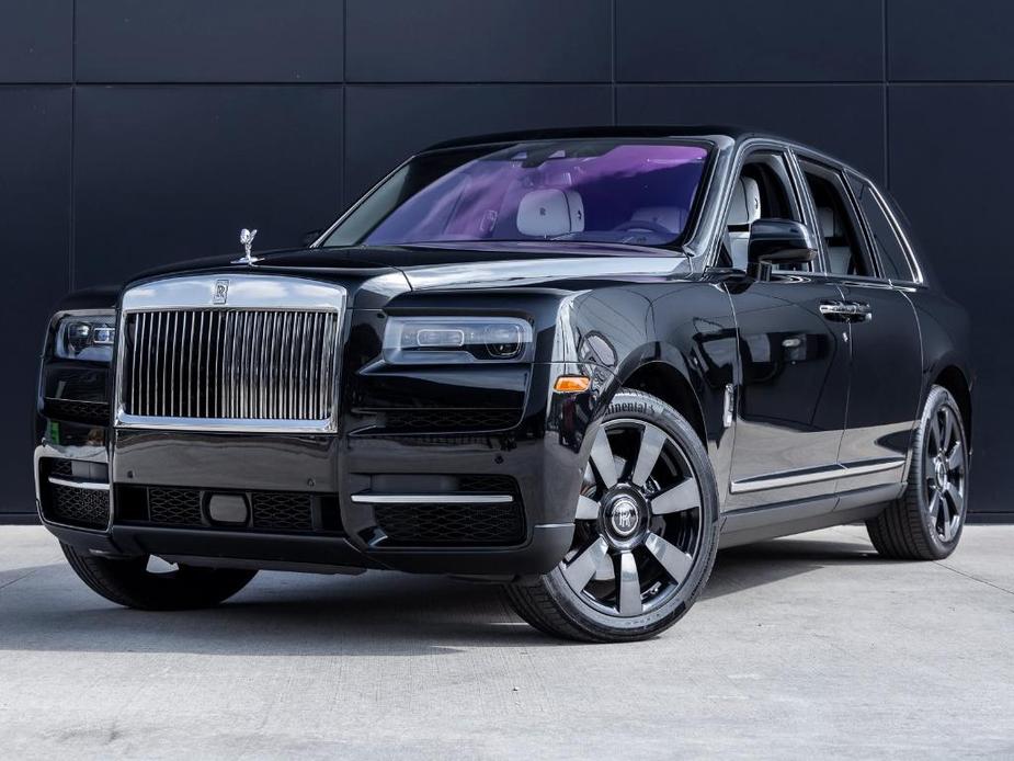 used 2023 Rolls-Royce Cullinan car, priced at $389,998
