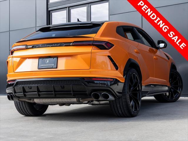 used 2022 Lamborghini Urus car, priced at $229,998