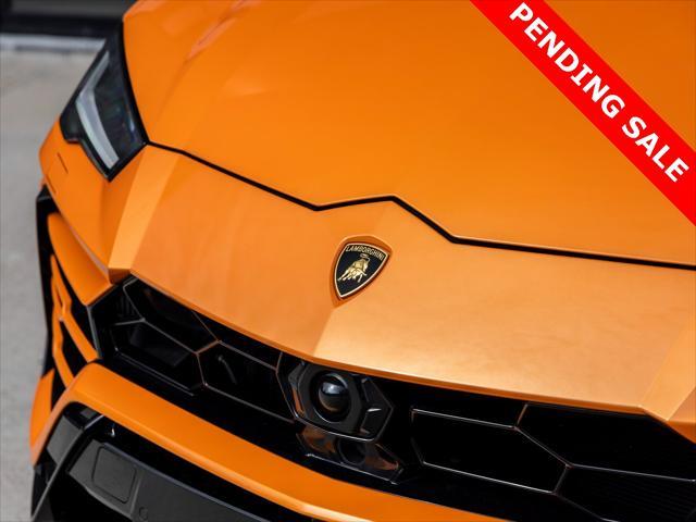 used 2022 Lamborghini Urus car, priced at $229,998