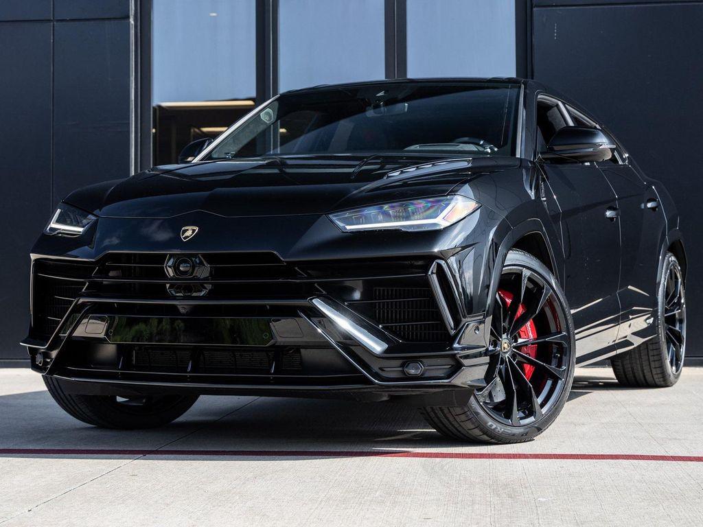 used 2023 Lamborghini Urus car, priced at $249,998