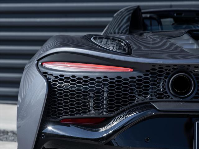 used 2025 McLaren Artura car, priced at $289,998