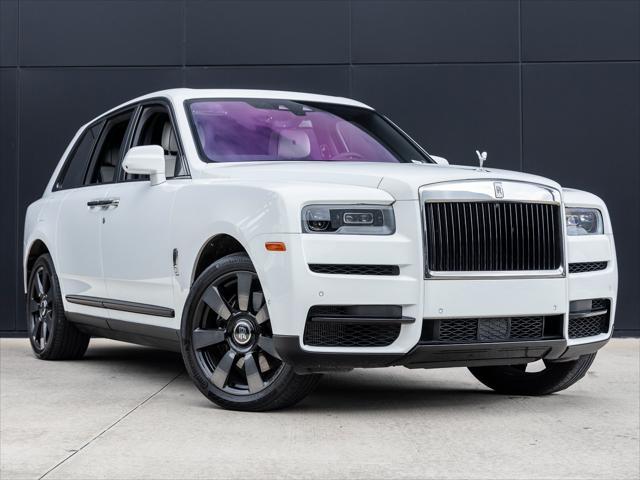 used 2022 Rolls-Royce Cullinan car, priced at $329,998