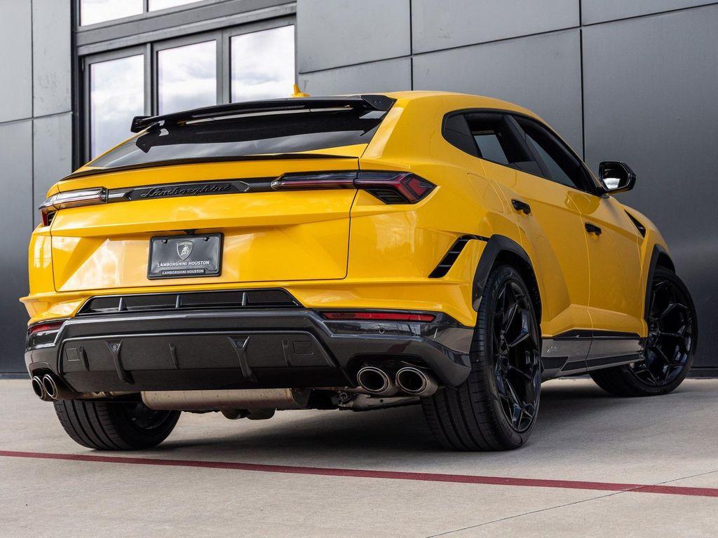 used 2023 Lamborghini Urus car, priced at $289,998