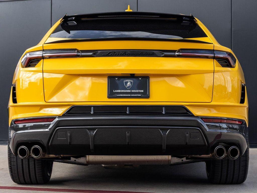 used 2023 Lamborghini Urus car, priced at $289,998
