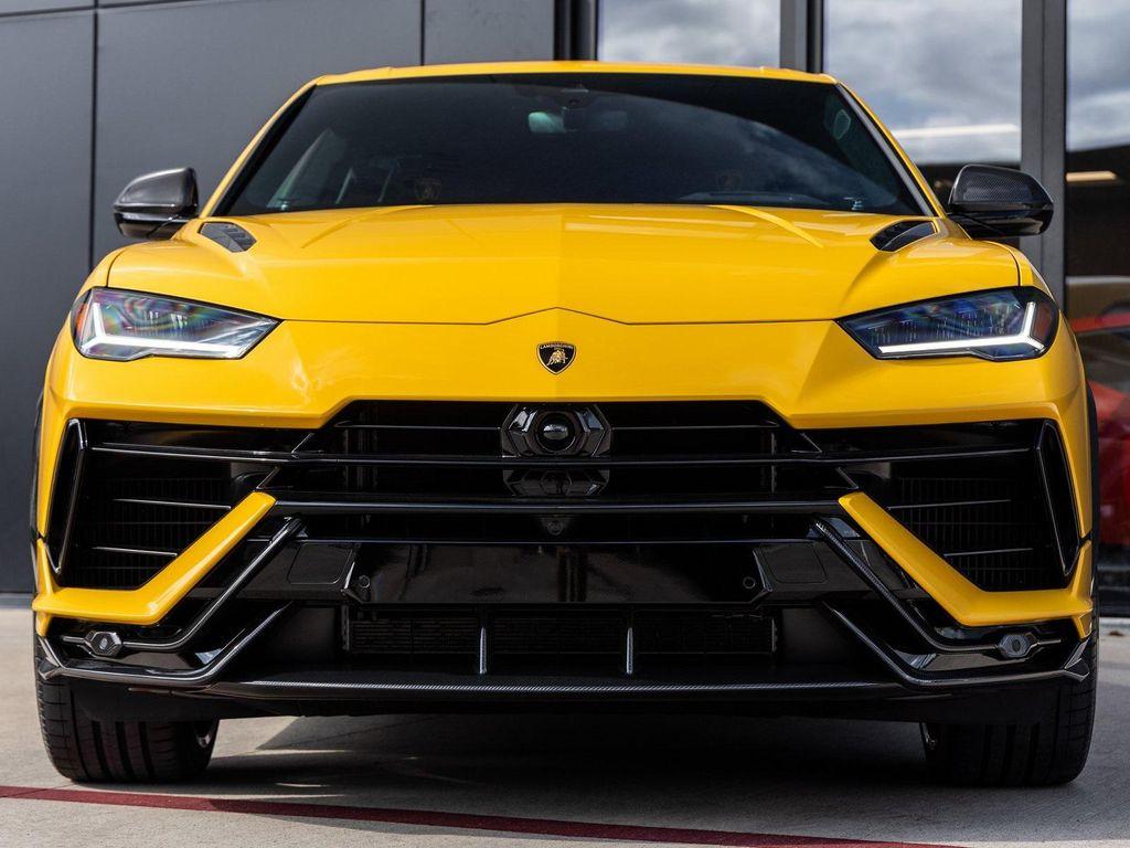 used 2023 Lamborghini Urus car, priced at $289,998