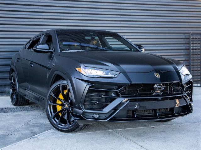 used 2021 Lamborghini Urus car, priced at $199,998